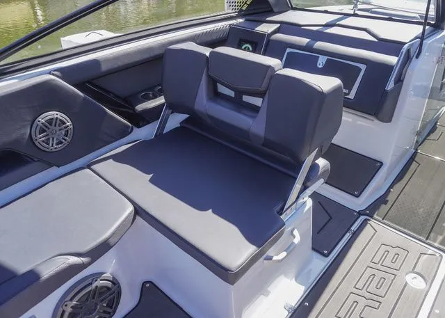 Slide: The Image of Scarab SBI285 IDENTITY JET 2026 - 28