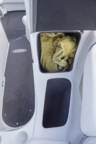 Slide: The Image of Tigé 22V 2005 - 11