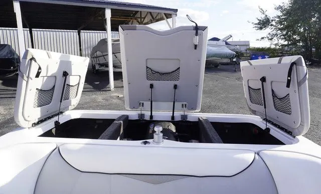 Slide: The Image of Tigé 22V 2005 - 22