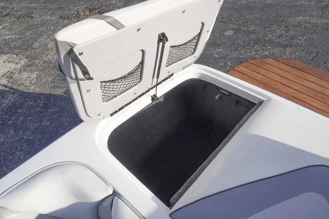 Slide: The Image of Tigé 22V 2005 - 23