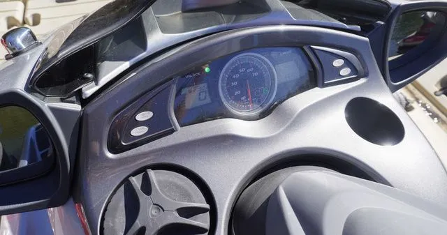 Slide: The Image of Yamaha FX 2008 - 8