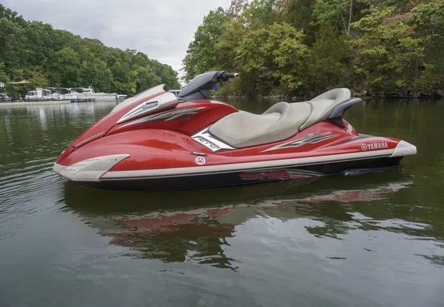 Slide: The Image of Yamaha WaveRunner® FX Cruiser SHO 2008 - 5