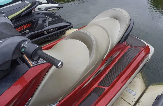 Slide: The Image of Yamaha WaveRunner® FX Cruiser SHO 2008 - 9