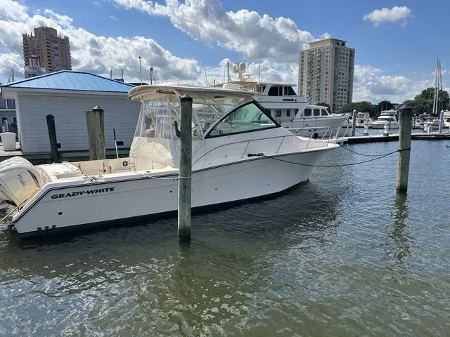 The Image of Grady-White Express 370 2024 - 1