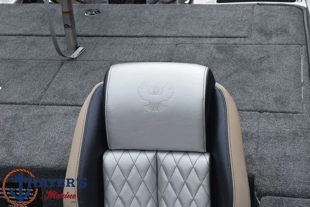 Slide: The Image of Phoenix Bass Boats 721 ZXL 2026 - 23