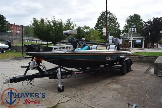 Slide: The Image of Phoenix Bass Boats 721 ZXL 2026 - 31