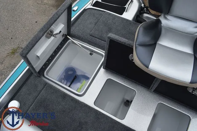 Slide: The Image of Phoenix Bass Boats 721 ZXL 2026 - 34