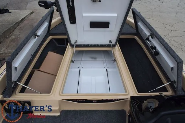 Slide: The Image of Phoenix Bass Boats 919 ZXL 2026 - 23