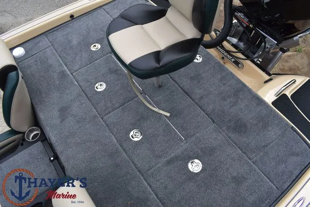 Slide: The Image of Phoenix Bass Boats 919 ZXL 2026 - 9