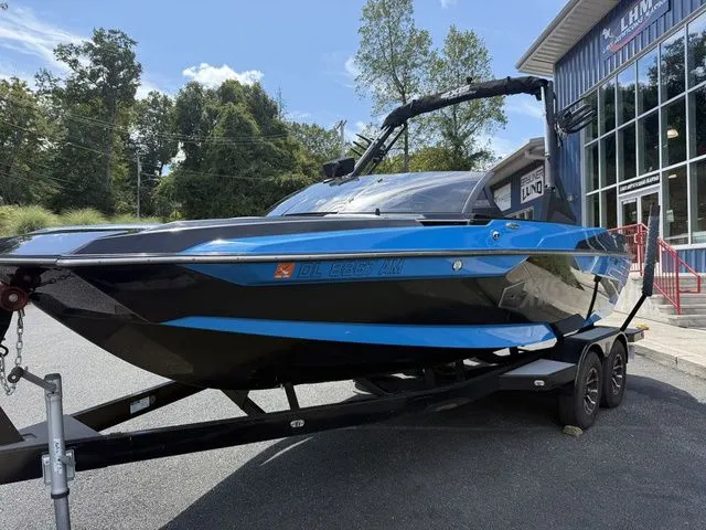 Slide: The Image of Axis Wake Research A20 2021 - 8