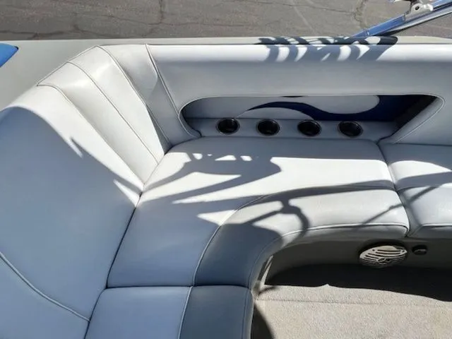 Slide: The Image of MB Sports B52 V21 2007 - 15