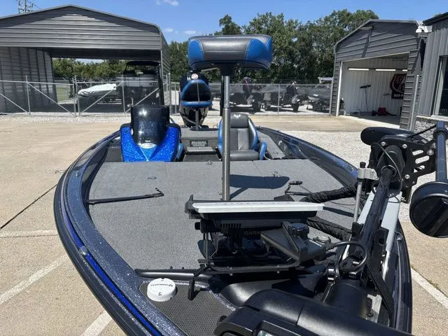 Slide: The Image of Phoenix Bass Boat 819 Pro 2023 - 10