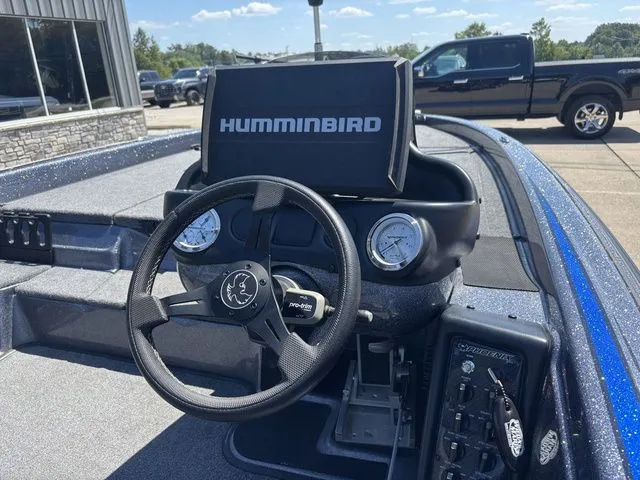 Slide: The Image of Phoenix Bass Boat 819 Pro 2023 - 7