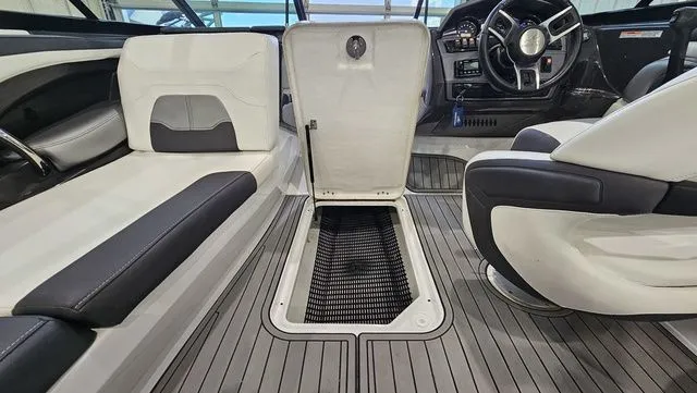 Slide: The Image of Monterey 224 FS 2020 - 19