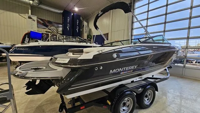 Slide: The Image of Monterey 224 FS 2020 - 4