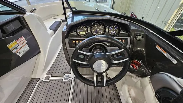 Slide: The Image of Monterey 224 FS 2020 - 12