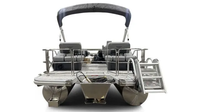 Slide: The Image of Bennington M Sport Lounge 23MSL Tritoon 2026 - 6