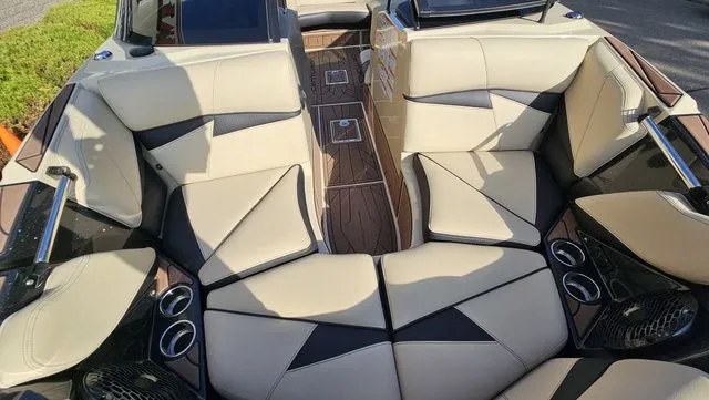 Slide: The Image of Centurion Fi21 2021 - 15