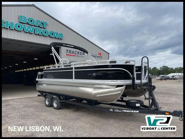 The Image of Sun Tracker Fishin' Barge 20 DLX 2026 - 1