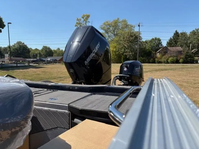 Slide: The Image of Vexus DVX 22s 2025 - 8