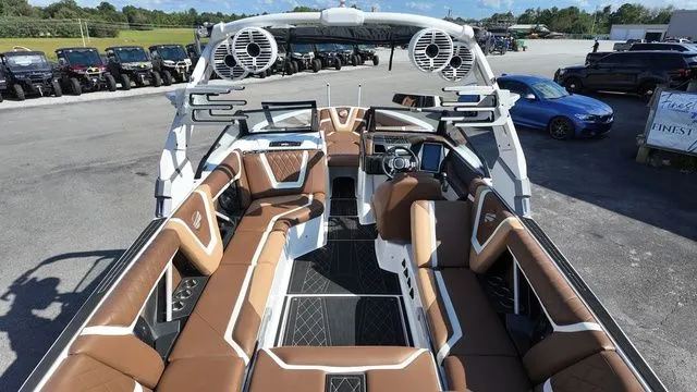 Slide: The Image of Tigé 25ZX 2020 - 16