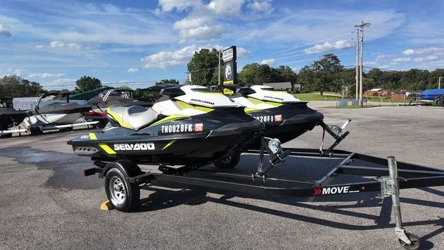 Slide: The Image of Sea-Doo GTI 2017 - 15