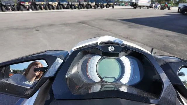 Slide: The Image of Sea-Doo GTI 2017 - 17