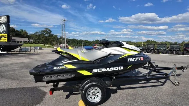Slide: The Image of Sea-Doo GTI 2017 - 6
