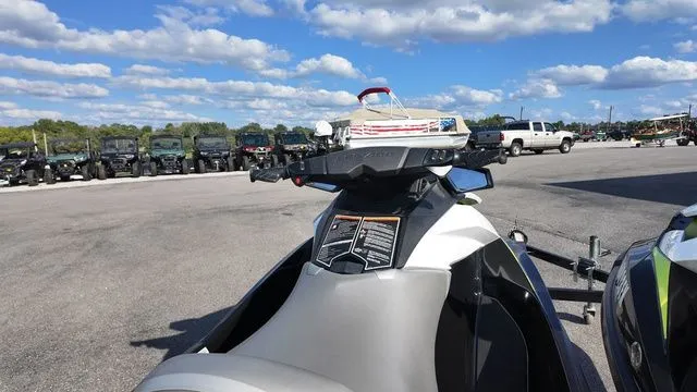 Slide: The Image of Sea-Doo GTI 2017 - 8