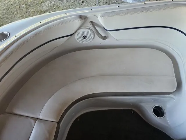 Slide: The Image of Four Winns F204 2008 - 7