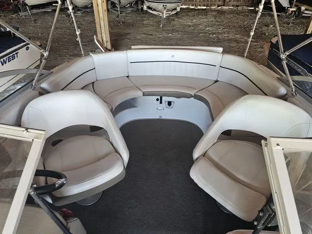 Slide: The Image of Four Winns F204 2008 - 8