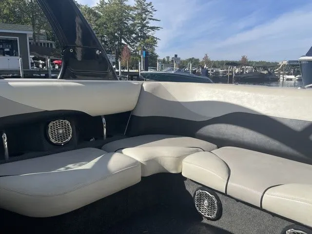 Slide: The Image of Malibu vRide 2009 - 19