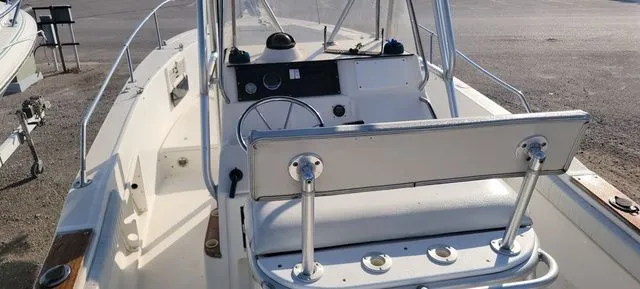 Slide: The Image of Sea Ray Laguna 23 1990 - 11