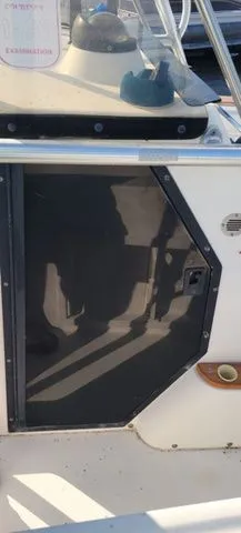 Slide: The Image of Sea Ray Laguna 23 1990 - 21