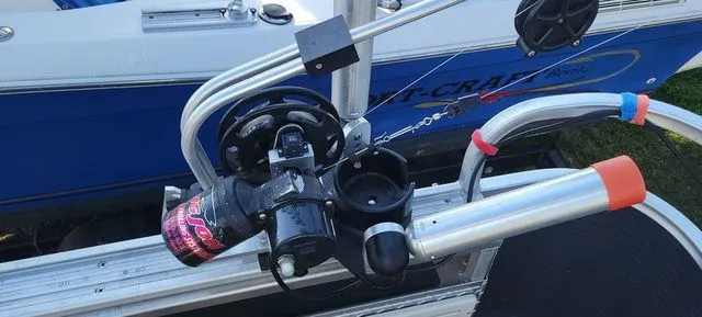 Slide: The Image of Apex Marine 824 Pro Troll Deluxe 2018 - 20