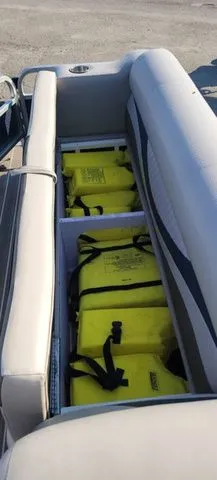 Slide: The Image of Apex Marine 824 Pro Troll Deluxe 2018 - 21