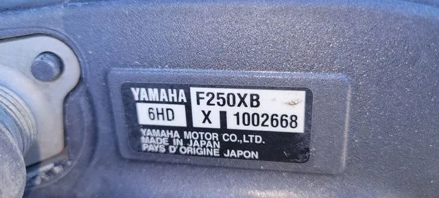 Slide: The Image of Apex Marine 824 Pro Troll Deluxe 2018 - 6