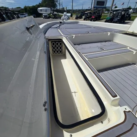 Slide: The Image of Shearwater LTZ Series 25 2012 - 17