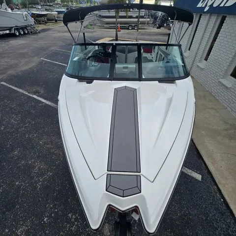 Slide: The Image of MasterCraft ProStar 2023 - 11