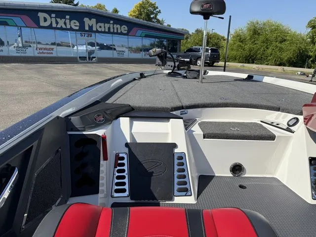 Slide: The Image of Ranger Z520L 2021 - 8