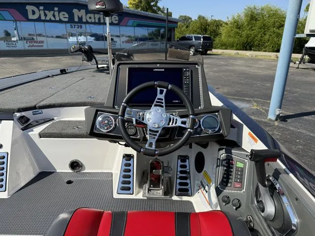 Slide: The Image of Ranger Z520L 2021 - 9