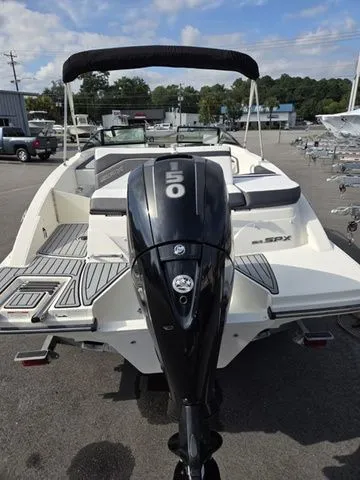 Slide: The Image of Sea Ray 21 SPX 2015 - 32