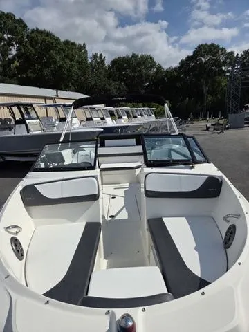 Slide: The Image of Sea Ray 21 SPX 2015 - 6