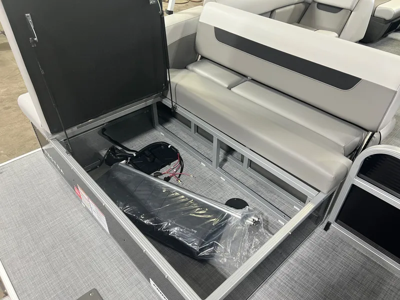 Slide: The Image of Princecraft Vectra 21 RL 2026 - 16