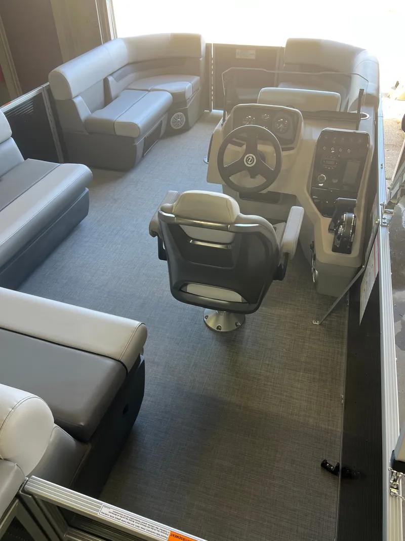 Slide: The Image of Princecraft Vectra 19 2026 - 18