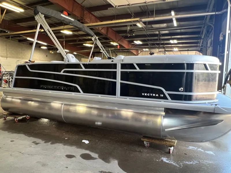 Slide: The Image of Princecraft Vectra 19 2026 - 26