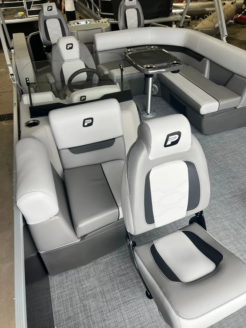 Slide: The Image of Princecraft Sportfisher 21-4S 2026 - 26