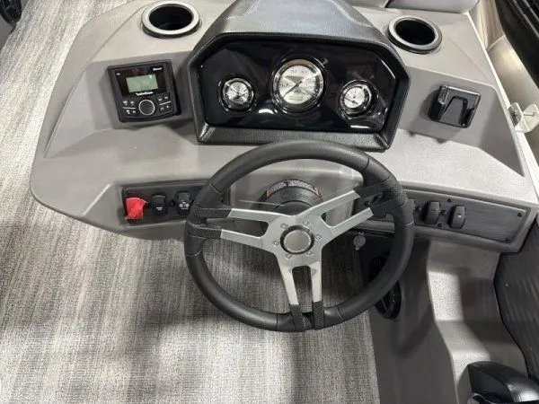 Slide: The Image of Bennington 168SLJ 2026 - 9