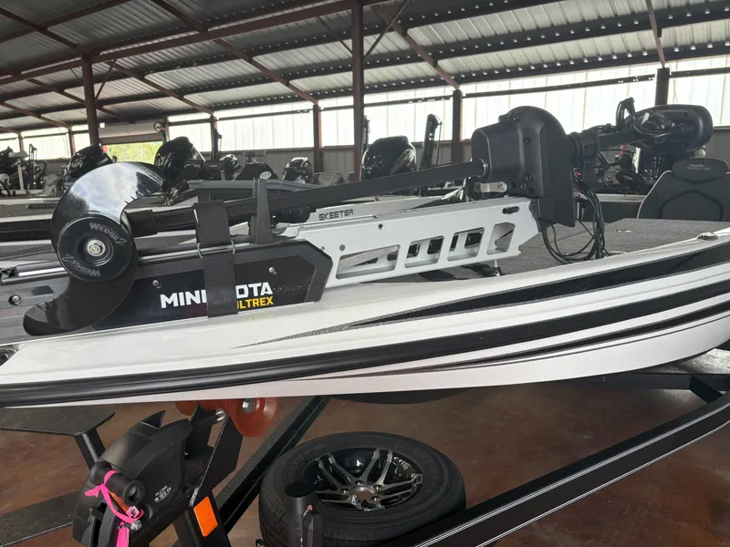 Slide: The Image of Skeeter ZX200 2026 - 6