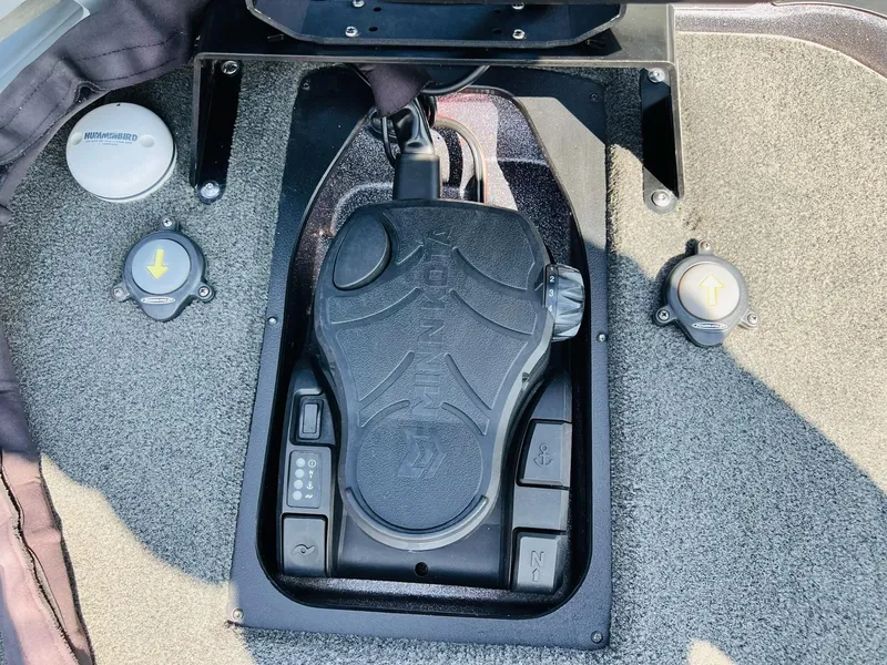 Slide: The Image of Skeeter ZX225 2019 - 45